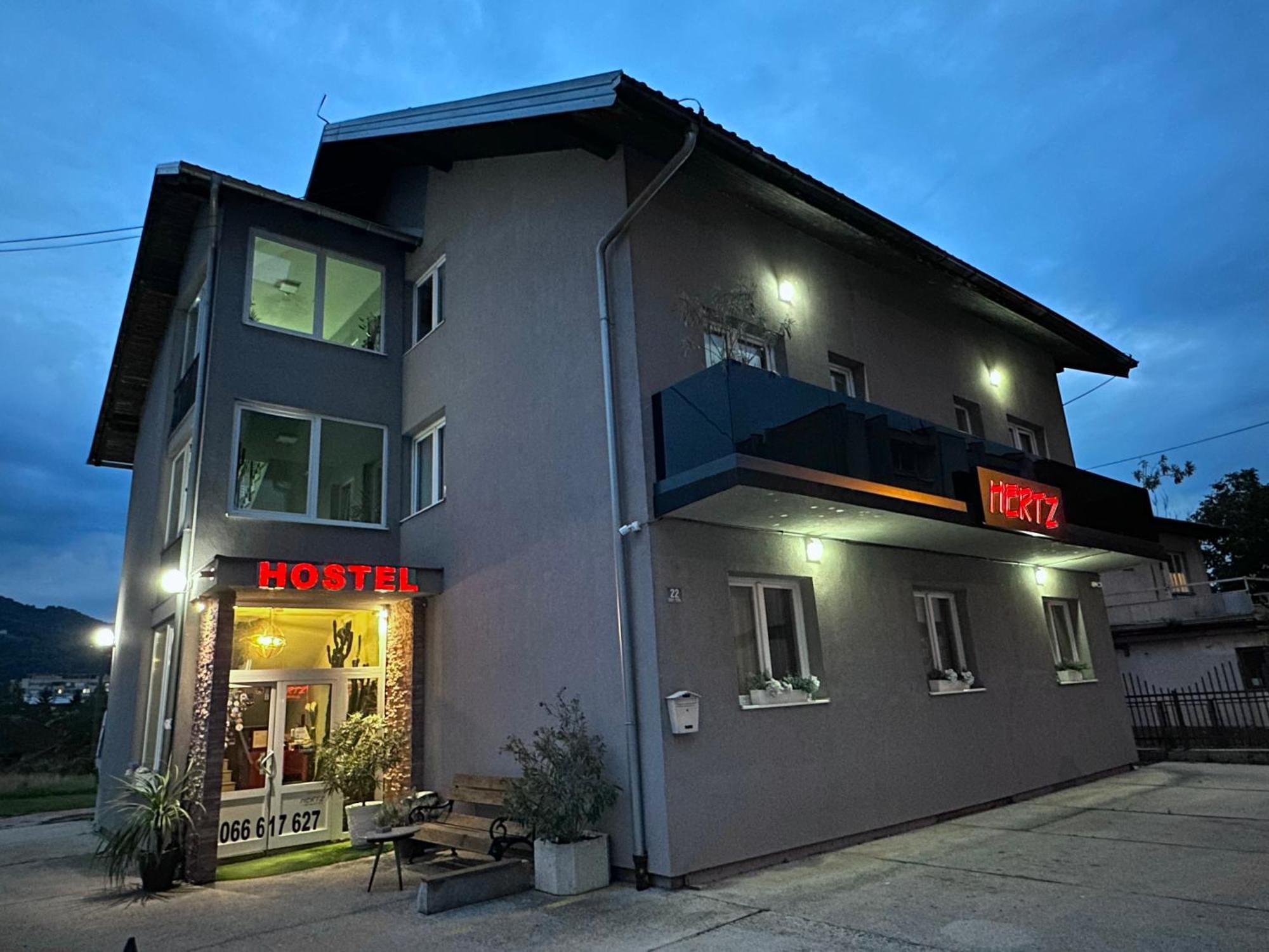 Hostel Herz بانيا لوكا المظهر الخارجي الصورة