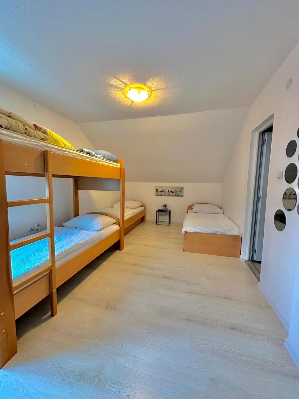 Hostel Herz بانيا لوكا المظهر الخارجي الصورة
