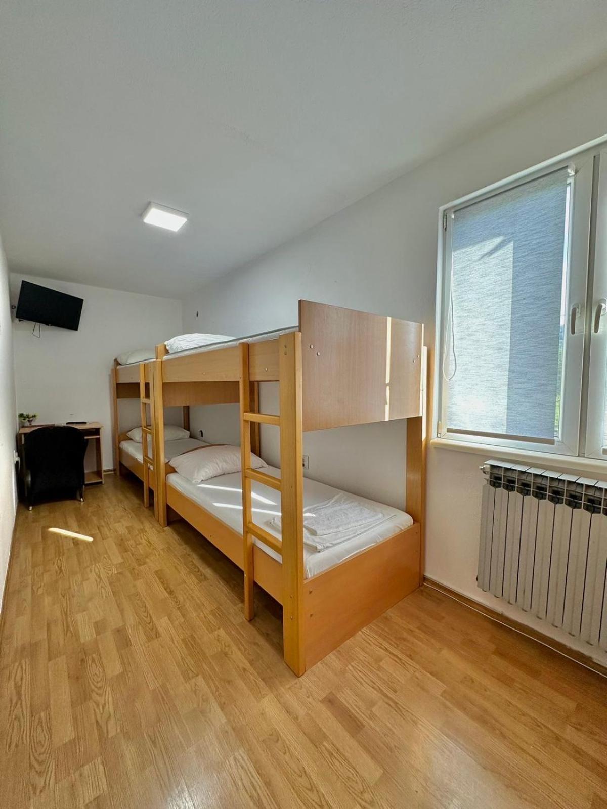 Hostel Herz بانيا لوكا المظهر الخارجي الصورة